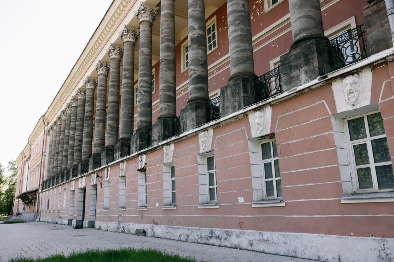 екатерининский дворец в лефортово старые