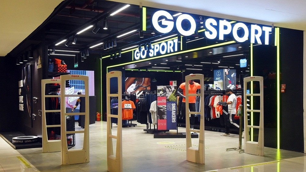 Go sport. Закрытие магазинов go-Sport в Польше. Магазин гоу спорт в Баку. Wanna be go Sport бренд одежды.