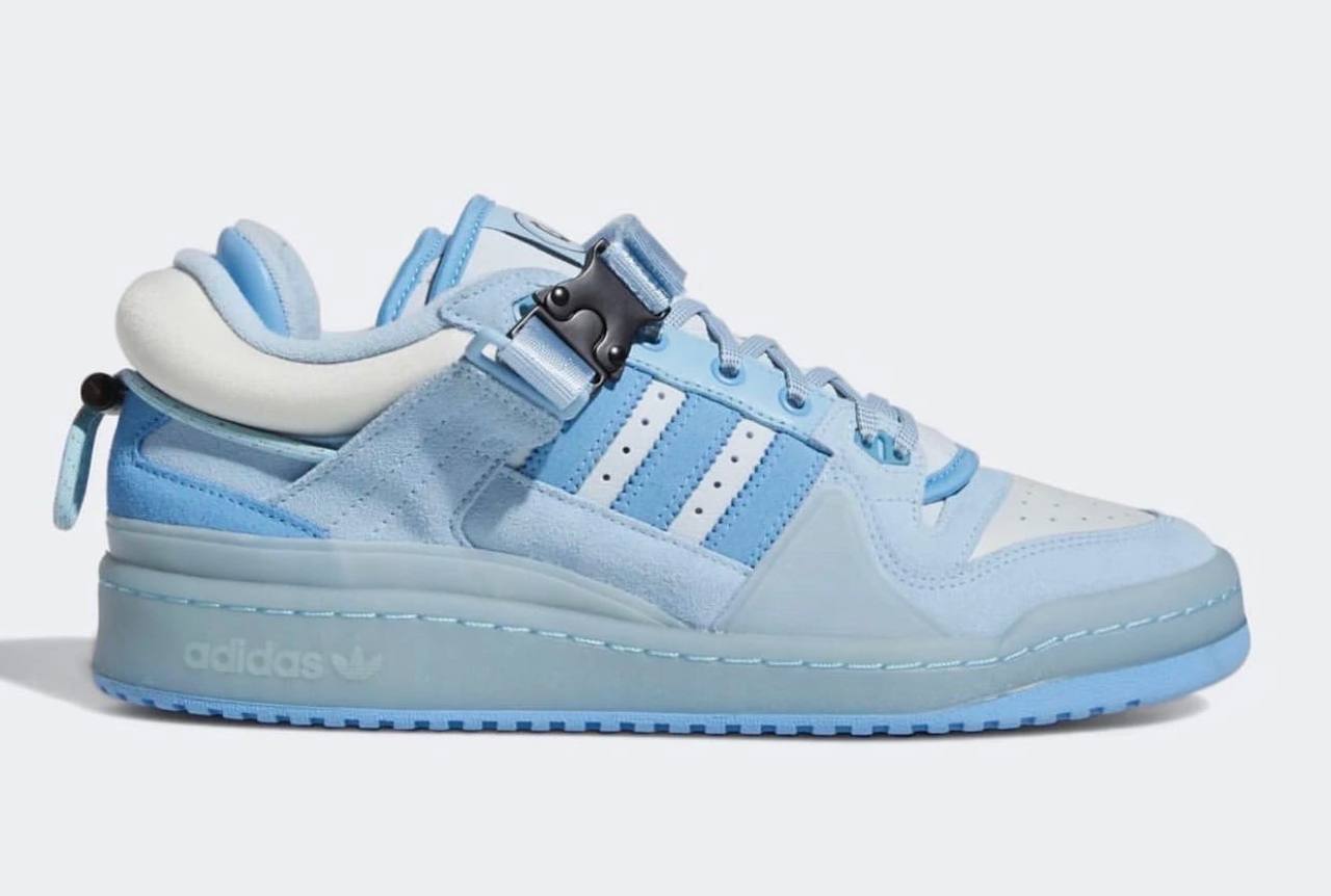 Форум блу. Кроссовки Bad Bunny x adidas forum Buckle Low. Adidas forum 84 Low голубые. Кроссовки adidas forum Low Bad Bunny. Adidas forum Bad Bunny.