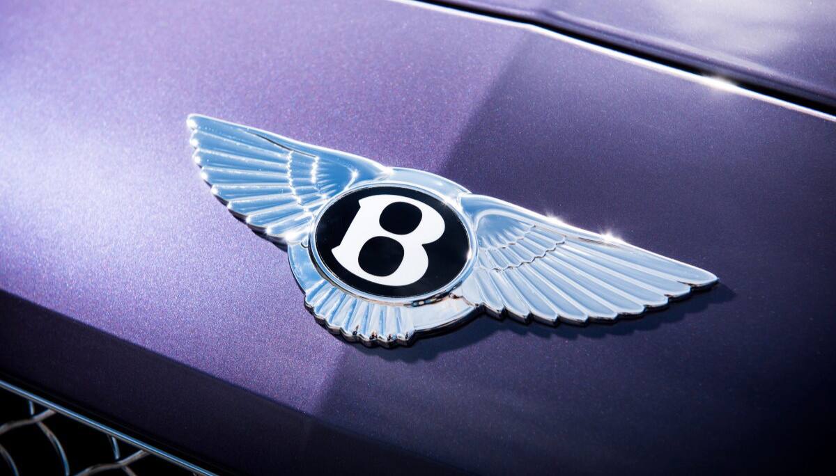 Bentley шильдик