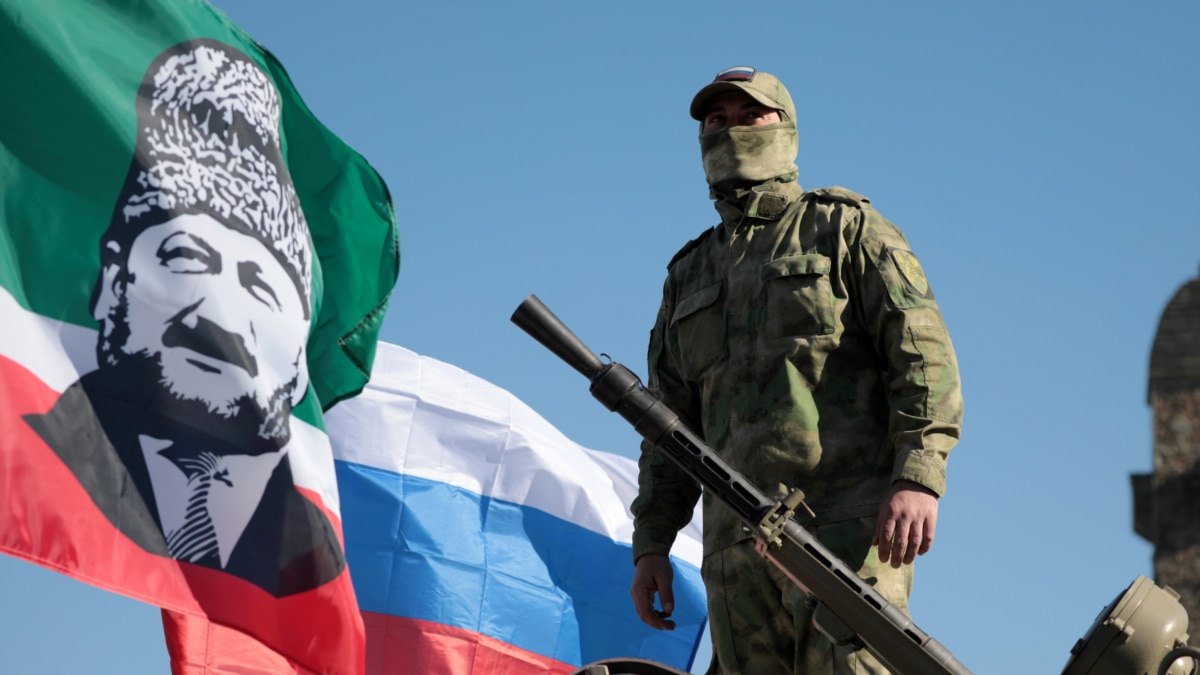Флаг Чечни с Ахматом Кадыровым