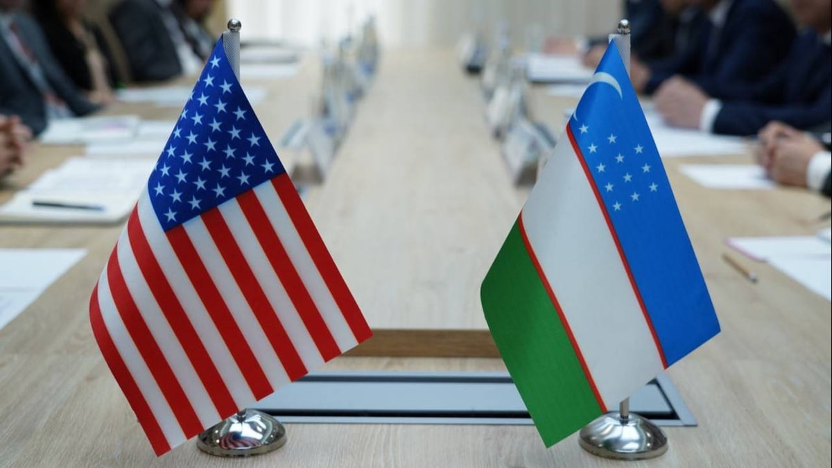 Американский узбекский. Узбекистан и США. Флаг США И Узбекистана. Флаг Америка Узбекистан. Конгресс США.
